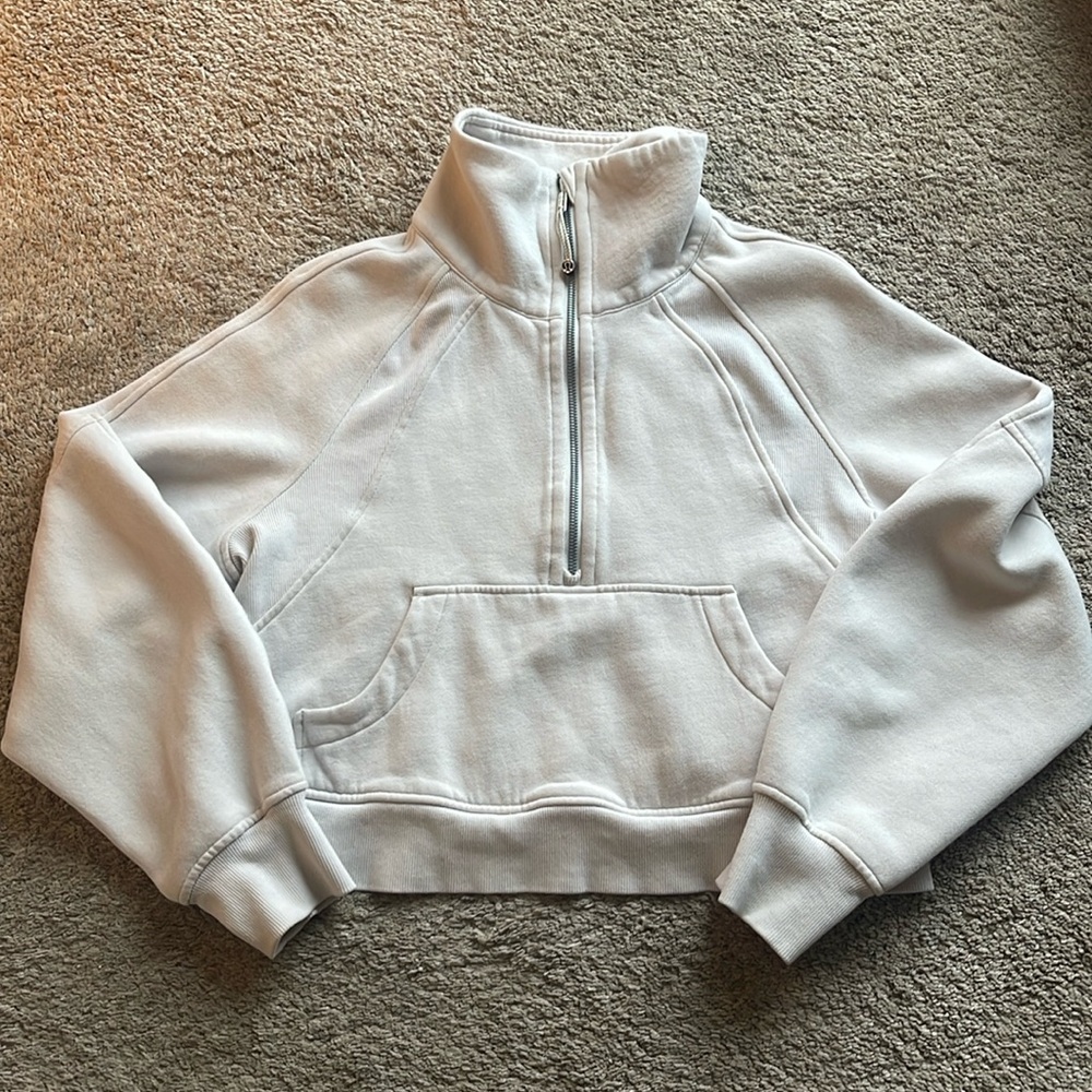 ***SOLD***Lululemon Funnel Scuba